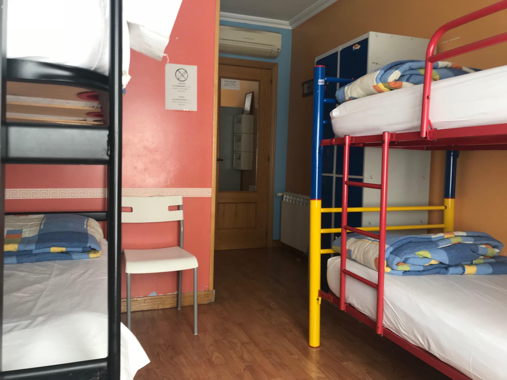 Хостел Rc Miguel Angel Мадрид Экстерьер фото Hostel in Madrid, Spain